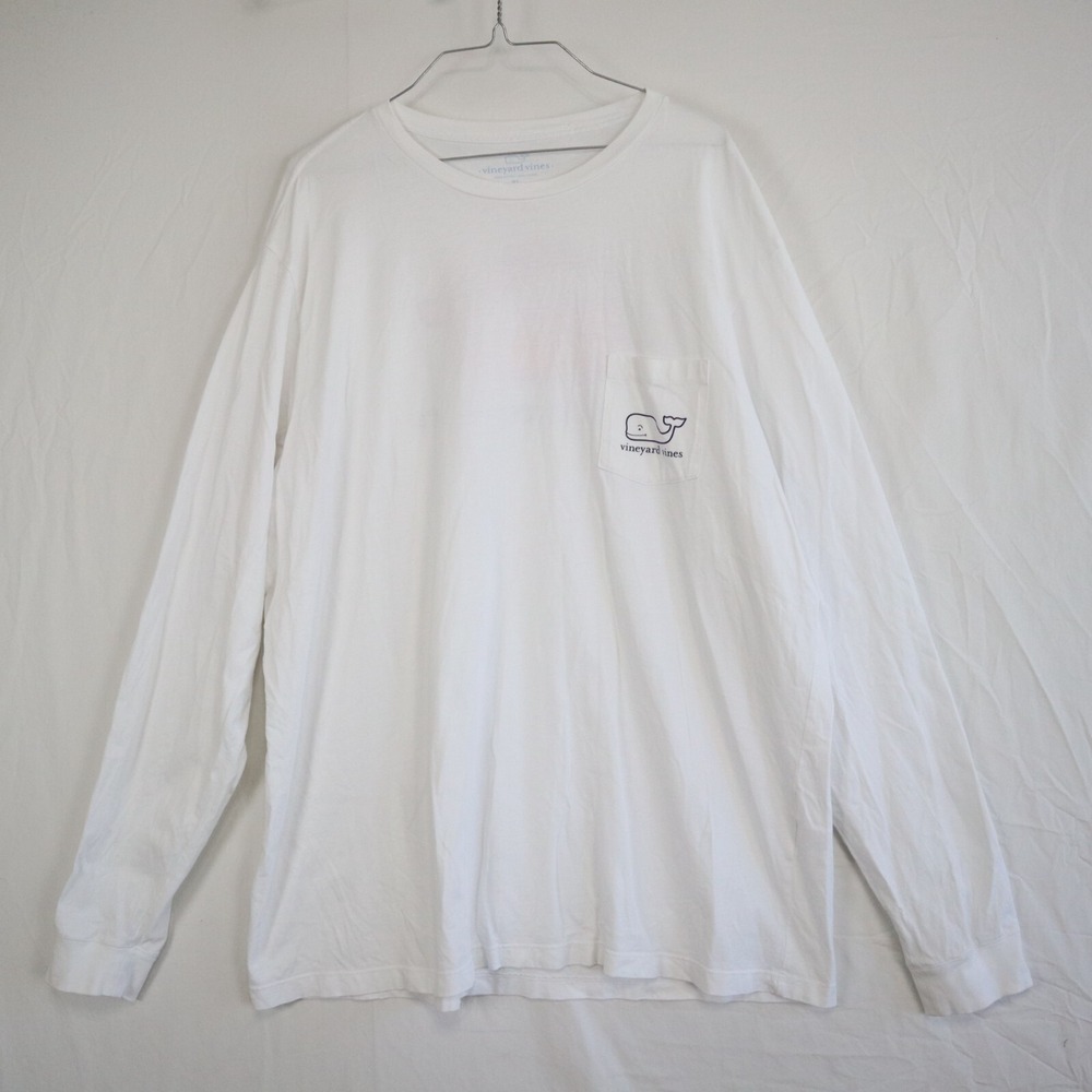 Vineyard Vines T-Shirt Mens XL Pocket Tee White Long‎ Sleeve Christmas Santa Hat
